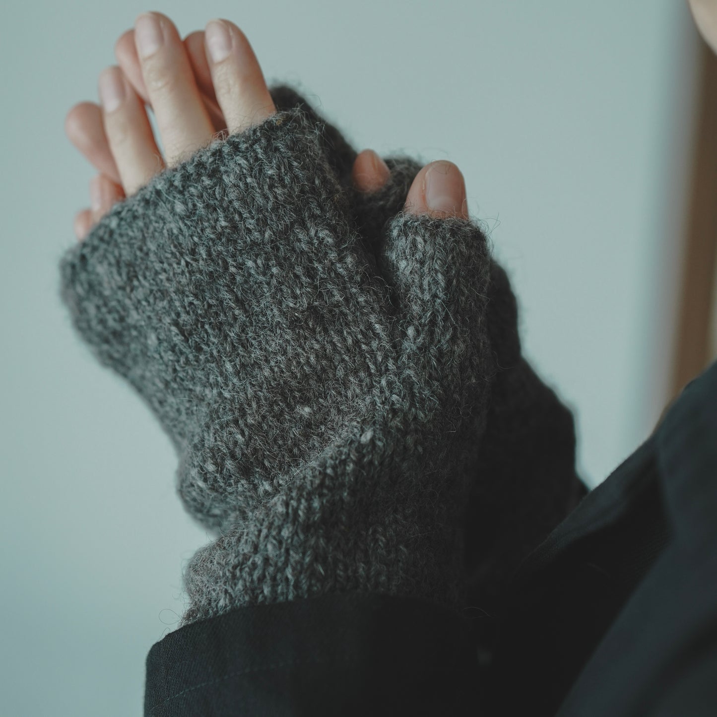 指なし手袋|FINGERLESS